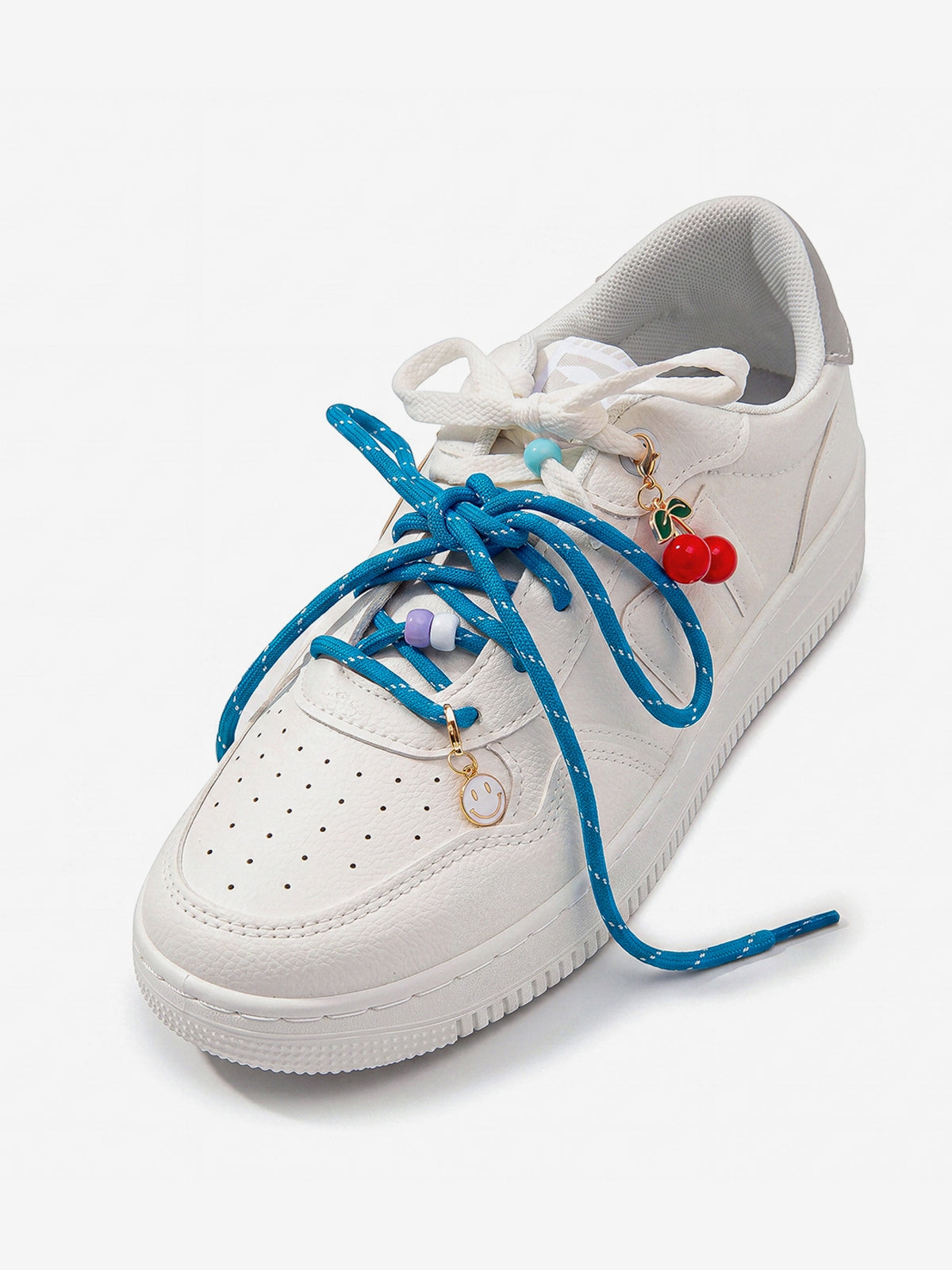 LACES BLANCO
