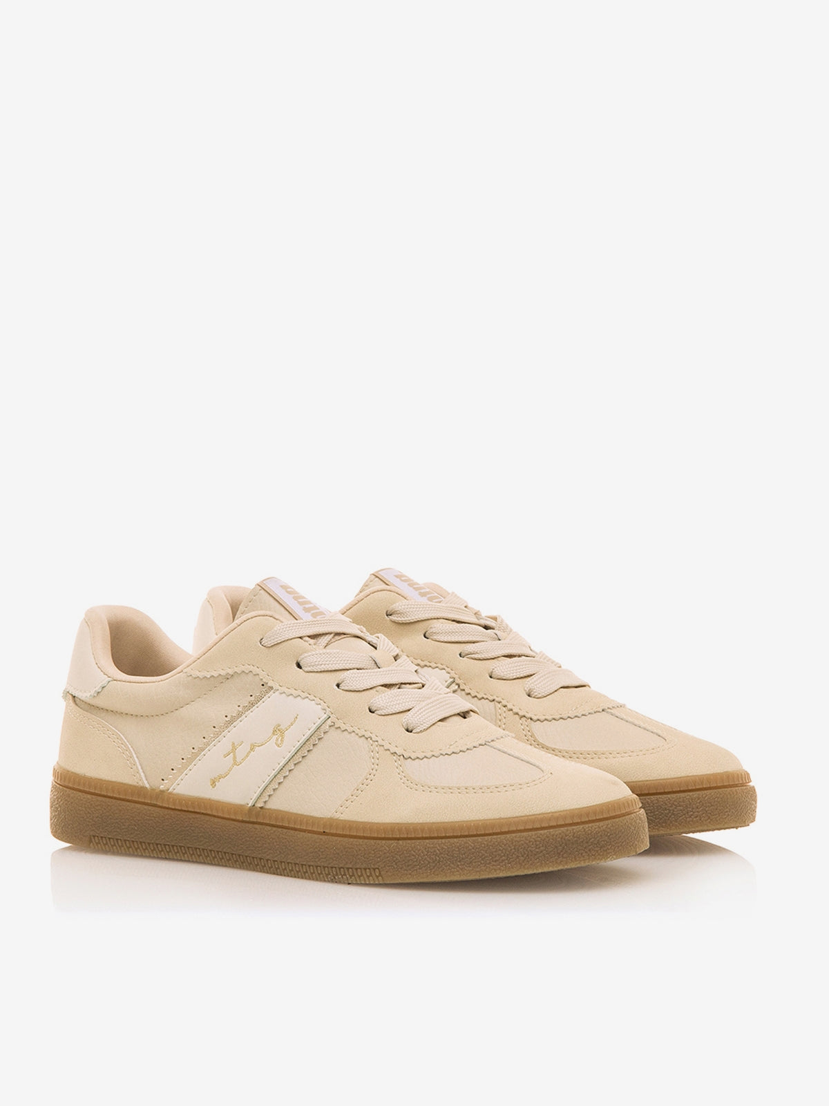 ROY BEIGE