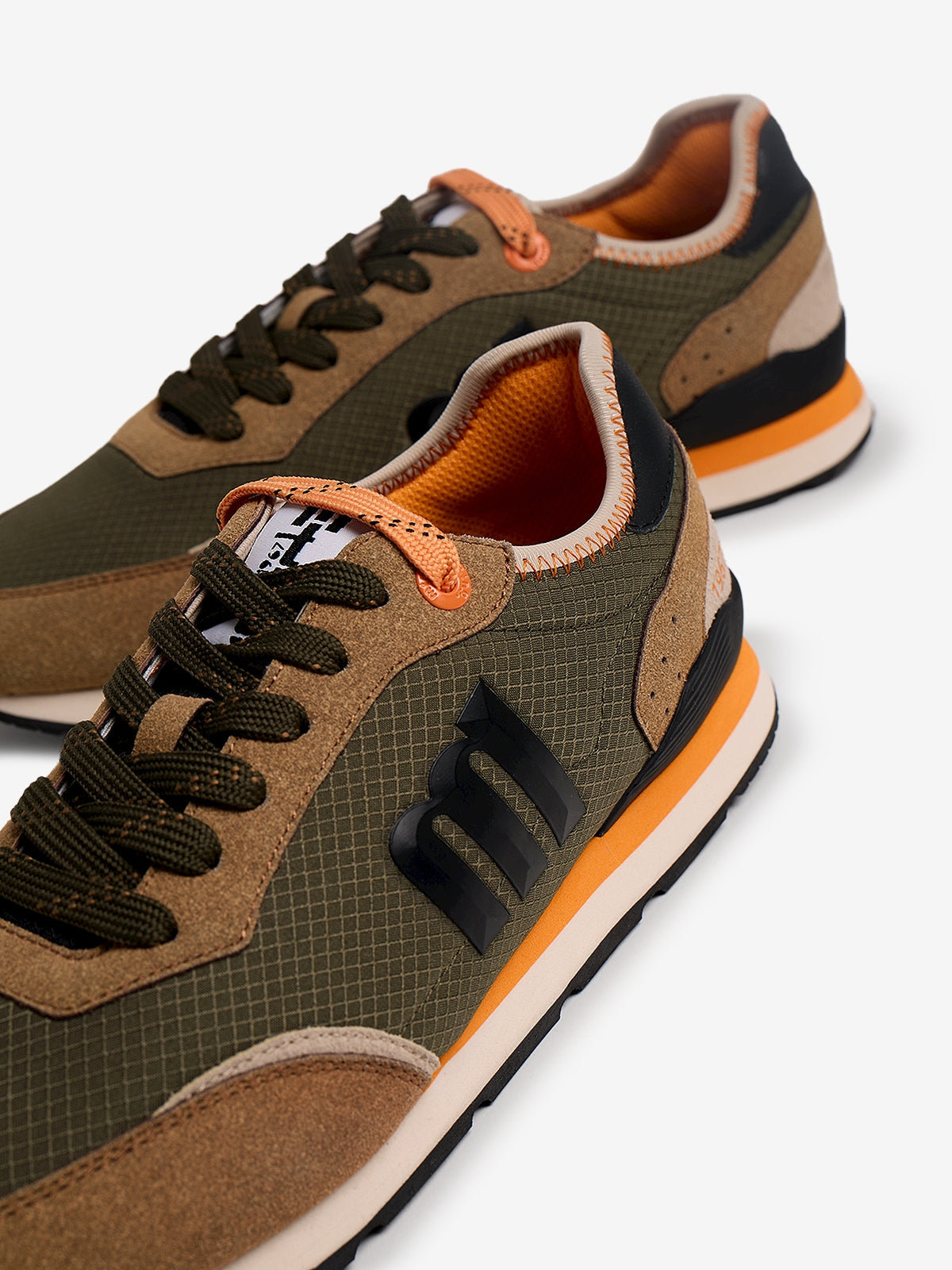 zapatillas Hombre Deportivas de Hombre marron 04