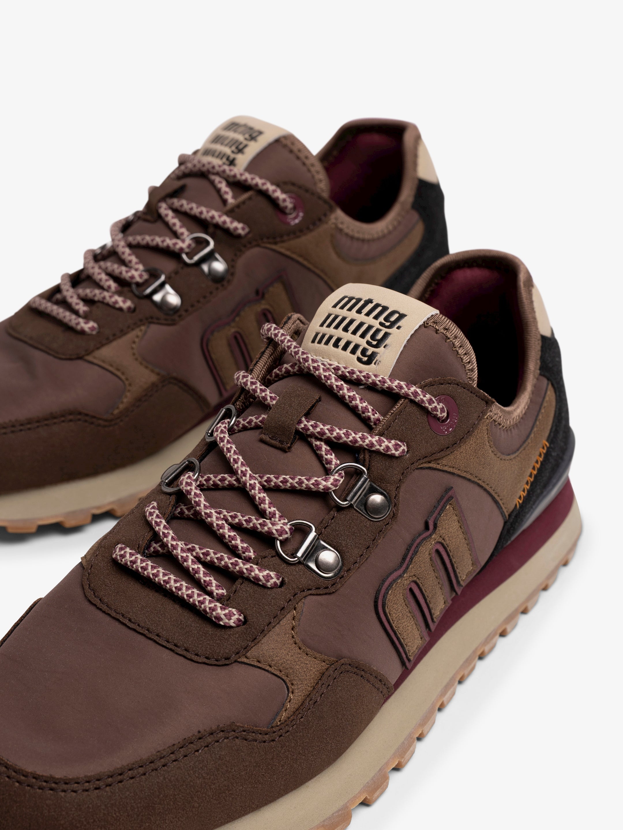 zapatillas Hombre Deportivas de Hombre marron 04