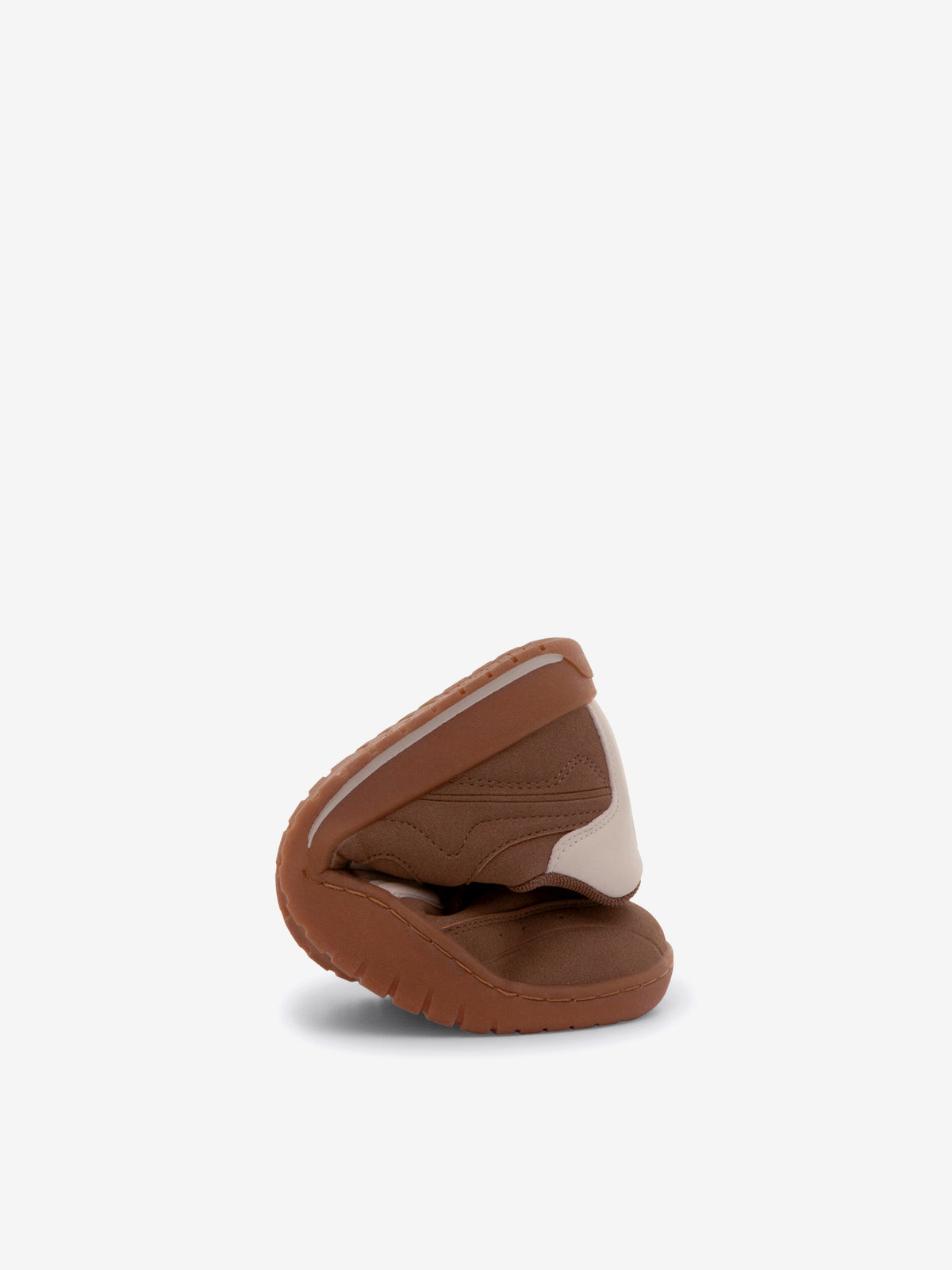 FREE ORBIT CASTANHO