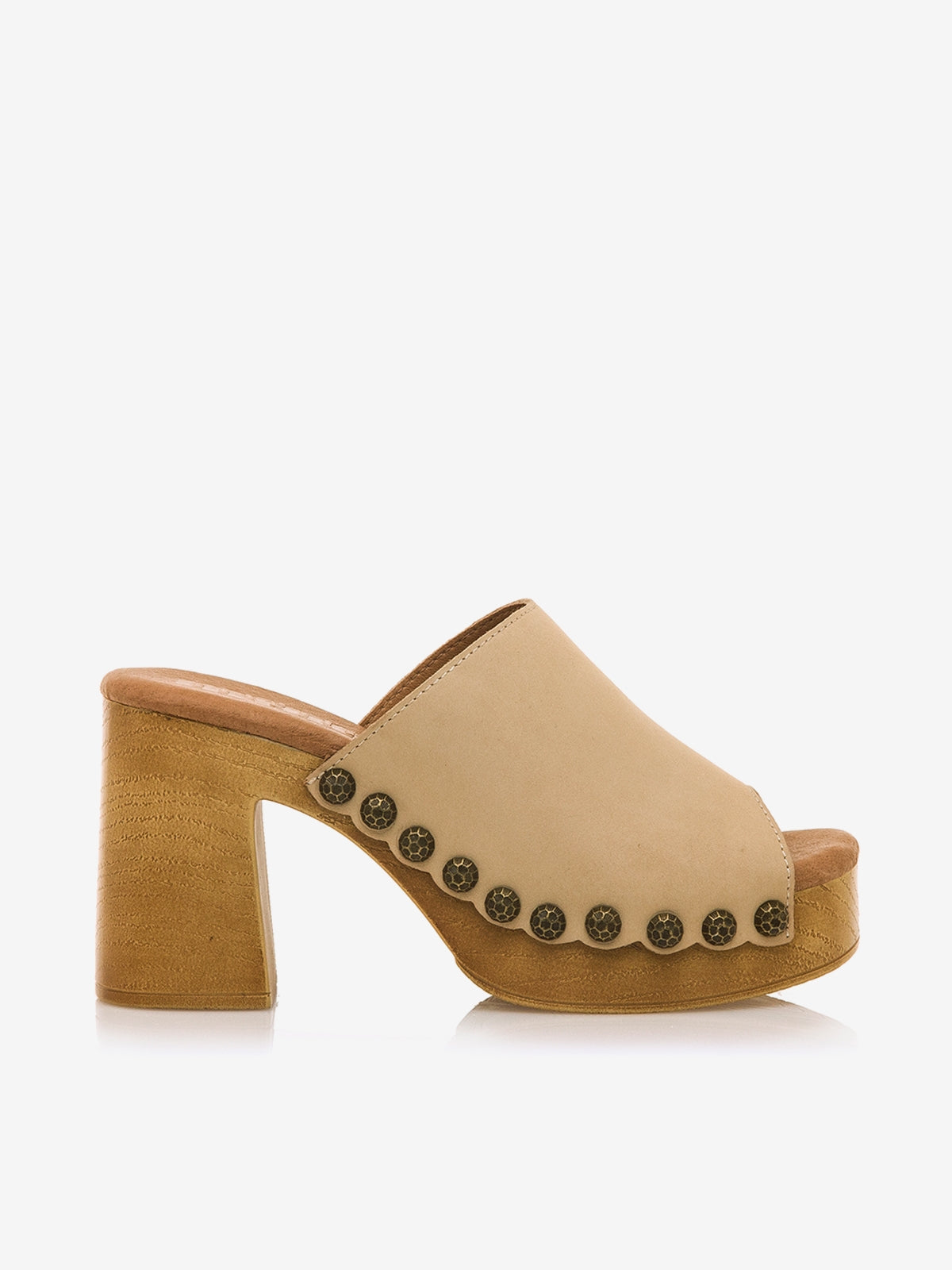 COYOTE BEIGE