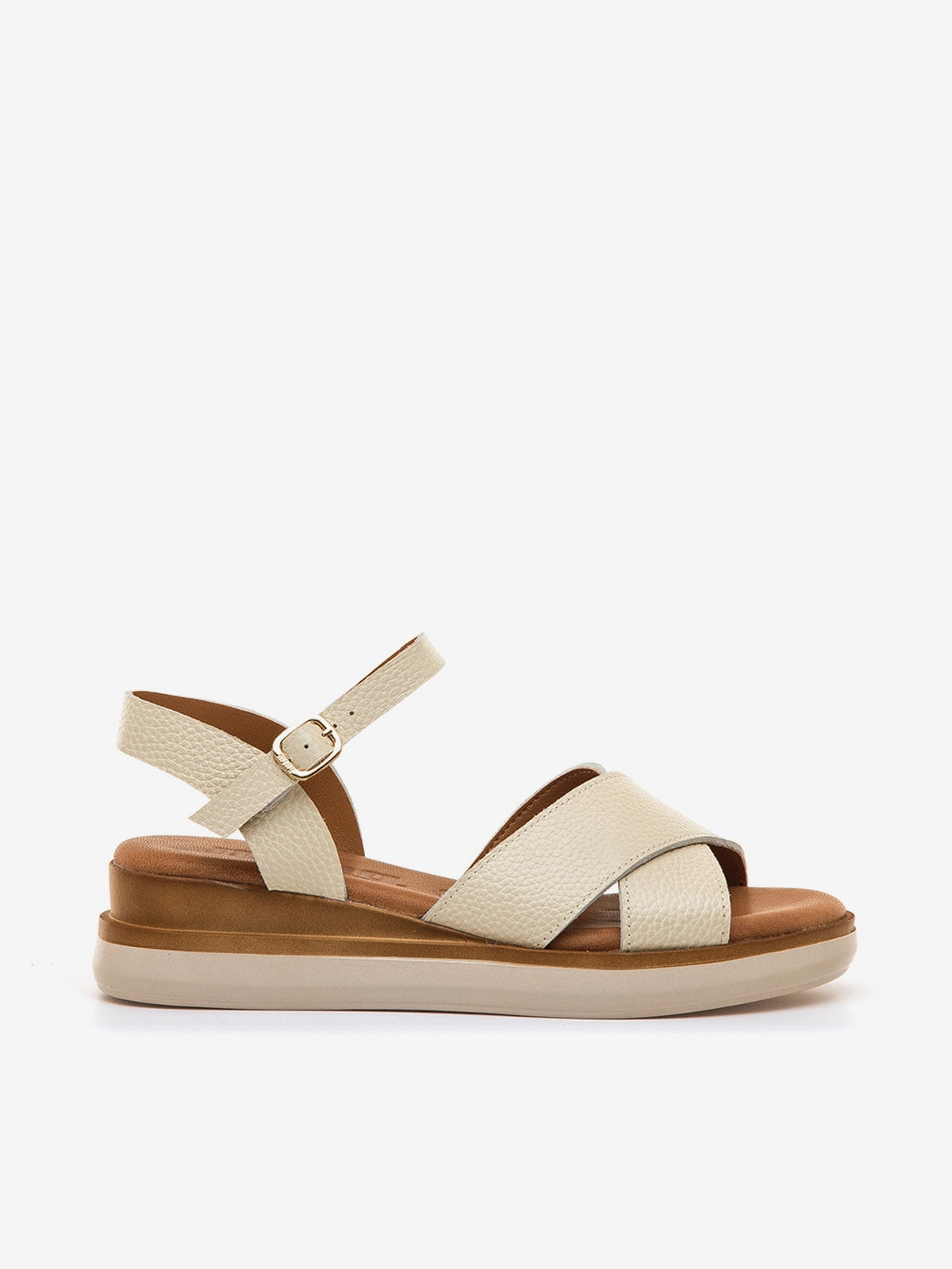DANIELA BEIGE