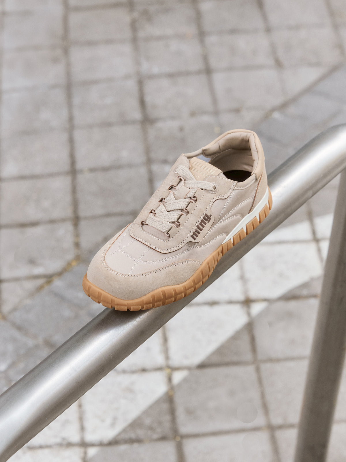 MARGOT BEIGE