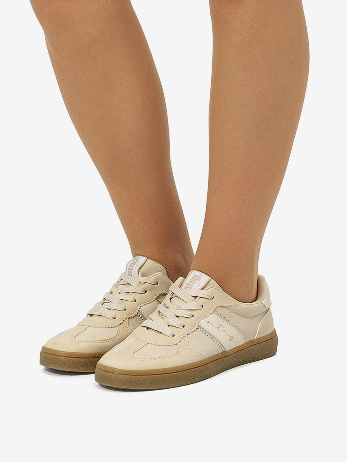 ROY BEIGE