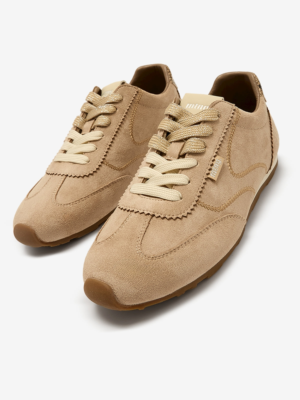 JANET BEIGE