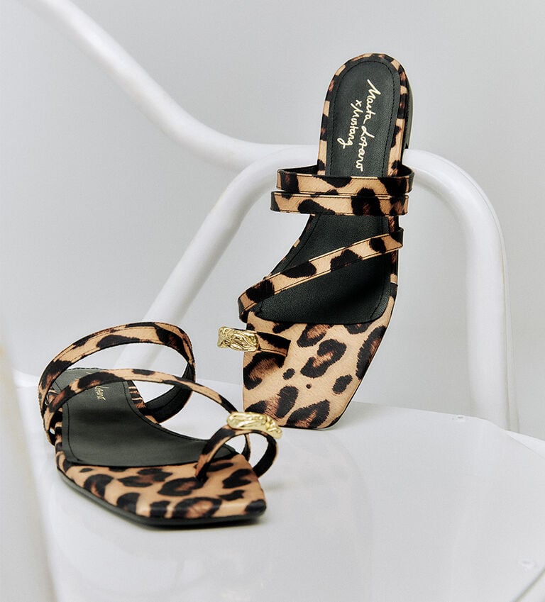 Sandalias planas Necane