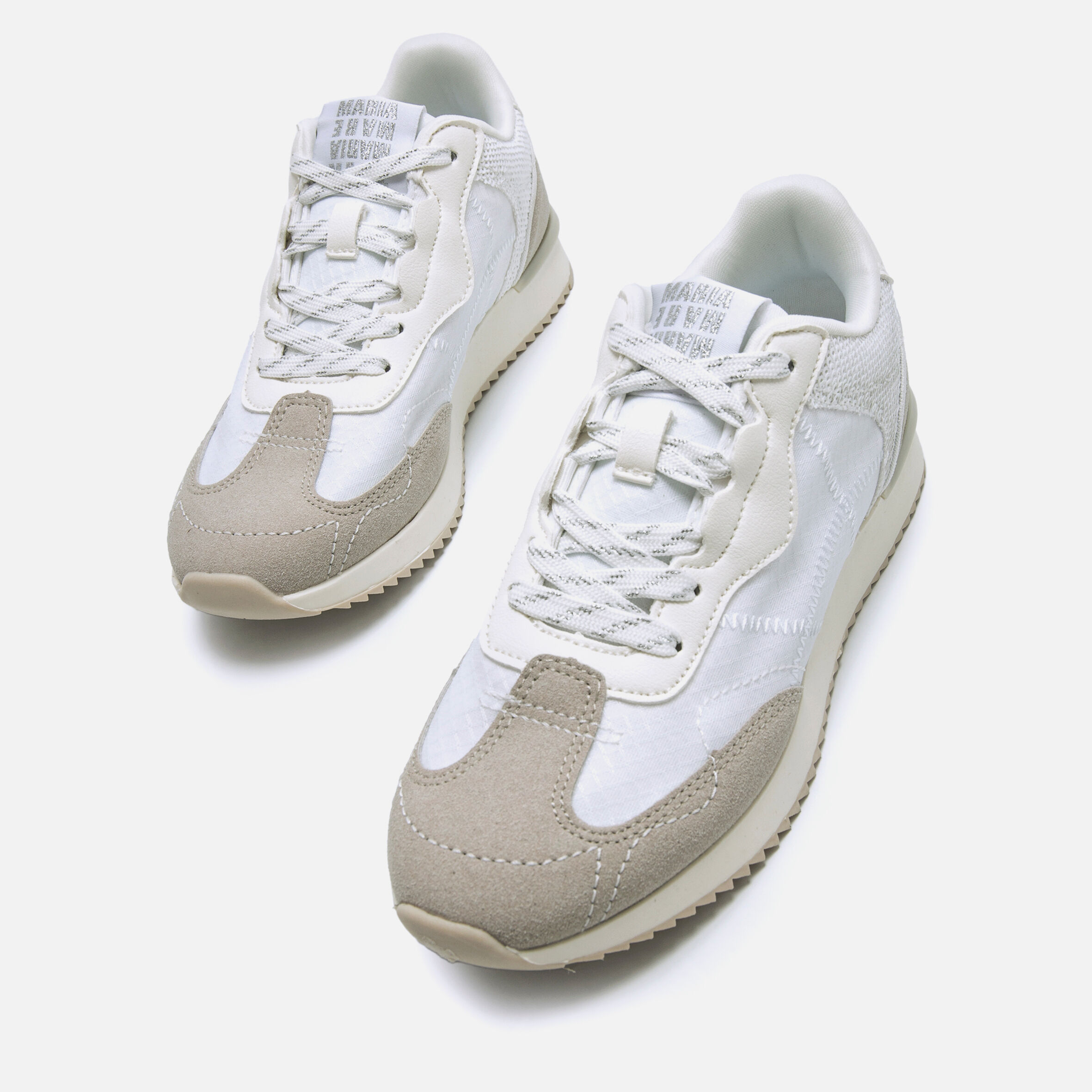 Compra LIVANA blanco 60077 | Zapatillas Mustang para Mujer