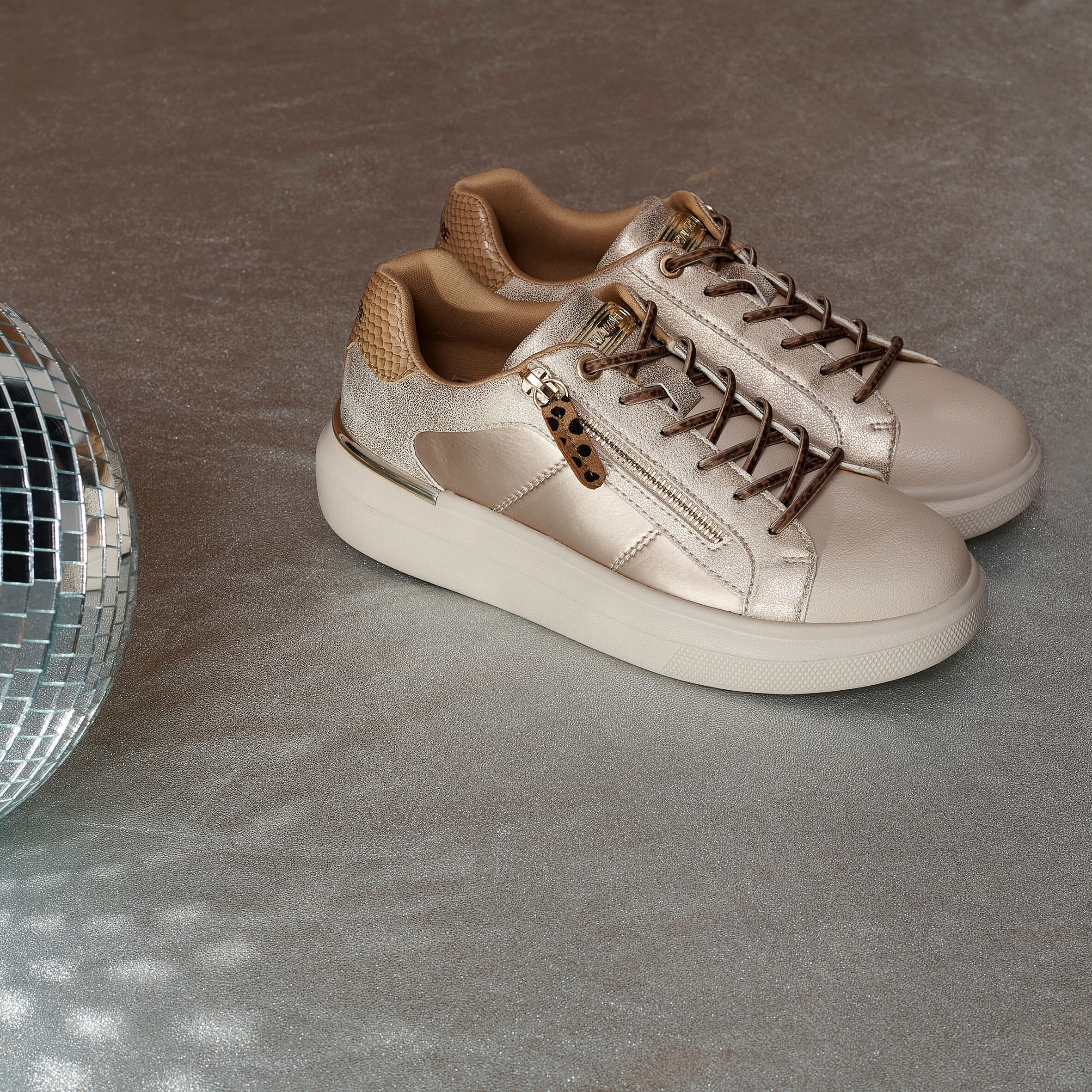 Zapatillas maria mare 2025