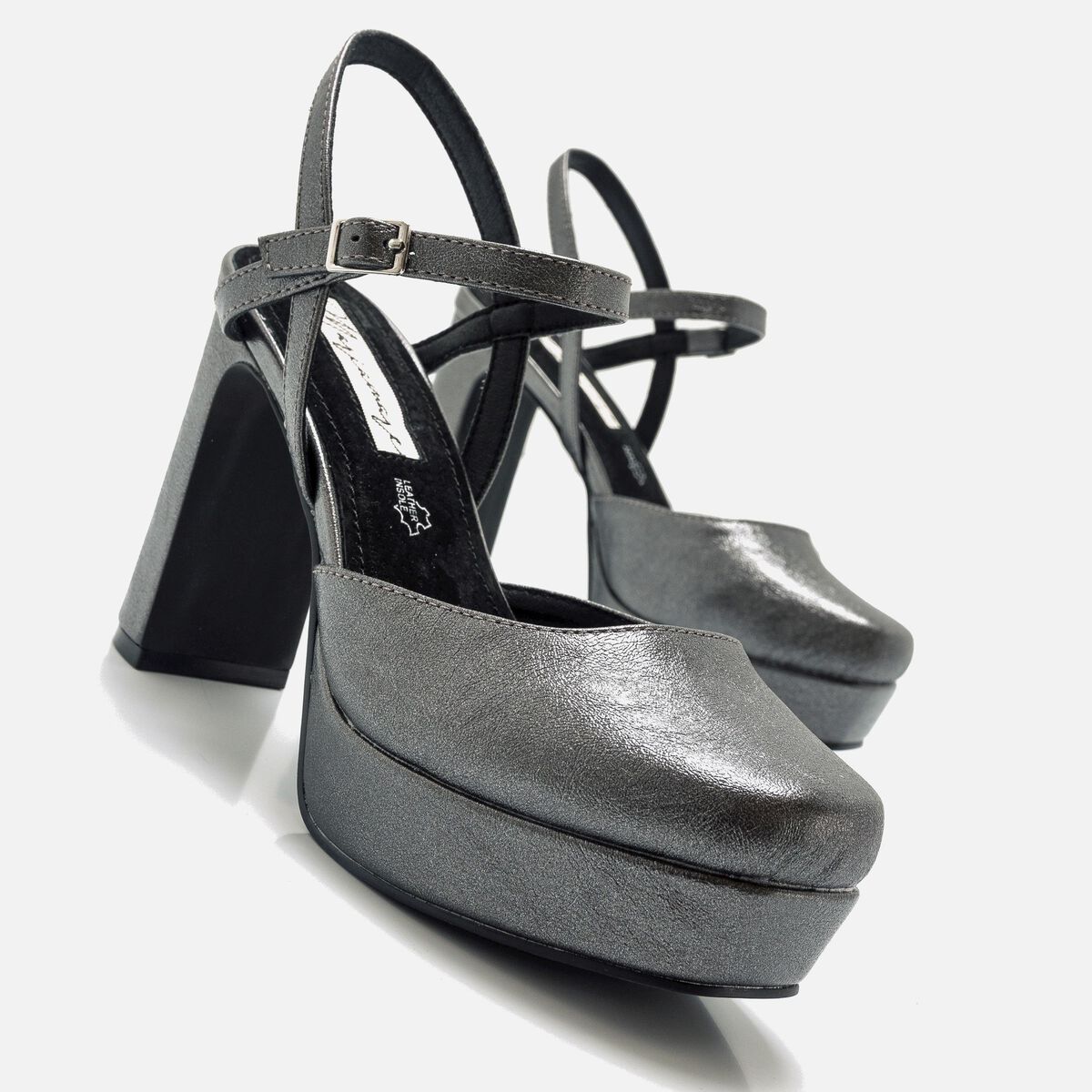 Sapatos de salto alto de Mulher modelo ROSETA de MARIAMARE image number 4