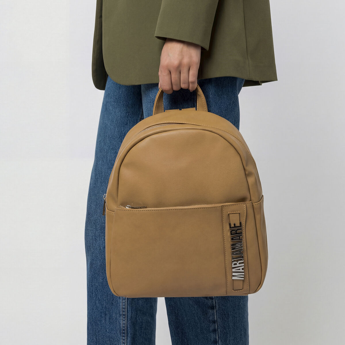 Sacs a dos pour Femme mod&egrave;le LLAMA de MARIAMARE image number 2