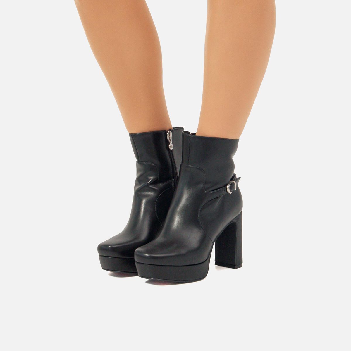 Botas de tornozelo de salto de Mulher modelo ROSETA de MARIAMARE image number 2
