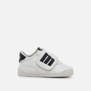 Zapatillas de Nino modelo FREE BABY de MTNG