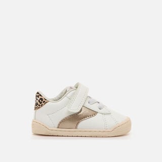 Zapatillas de Nina modelo FREE de MTNG