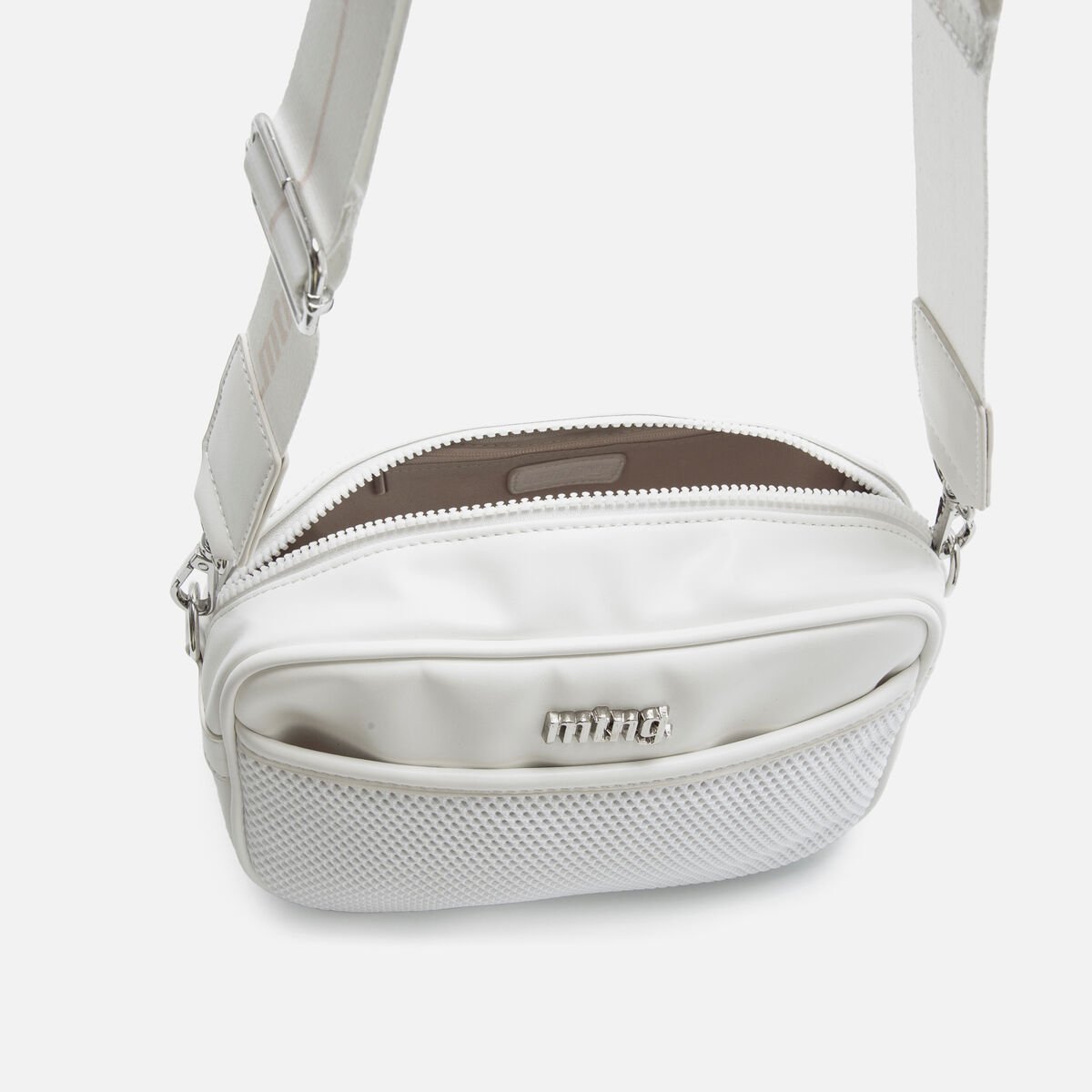 Sacs bandouliere pour Femme mod&egrave;le MAGOS de MTNG image number 4