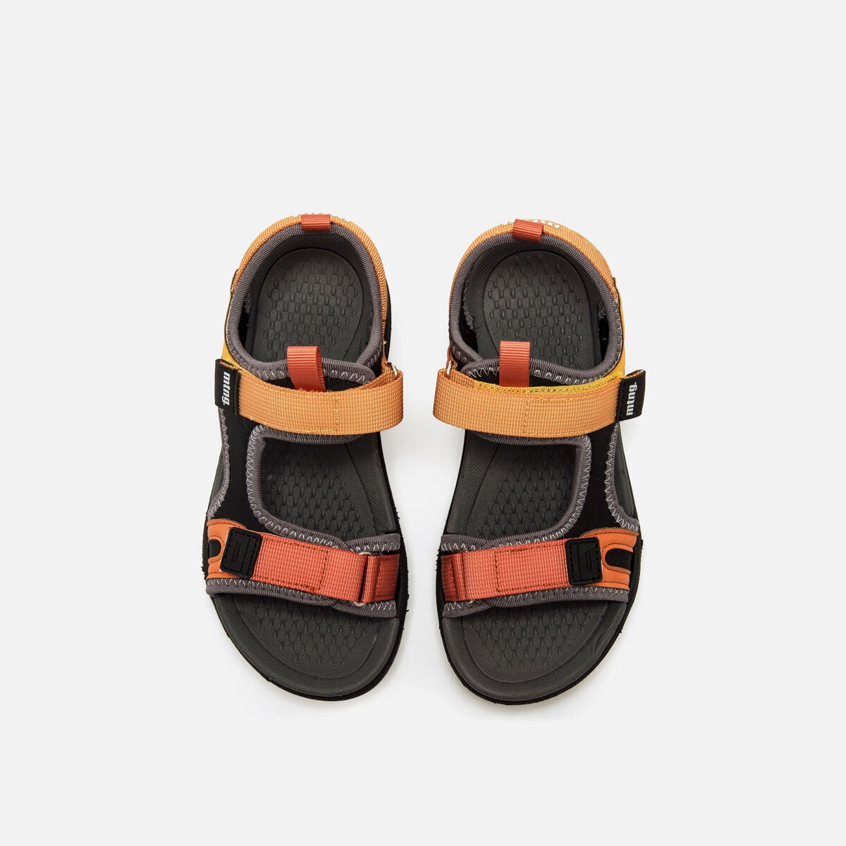 Sandalias de Rapariga modelo TRECK de MTNG image number 3