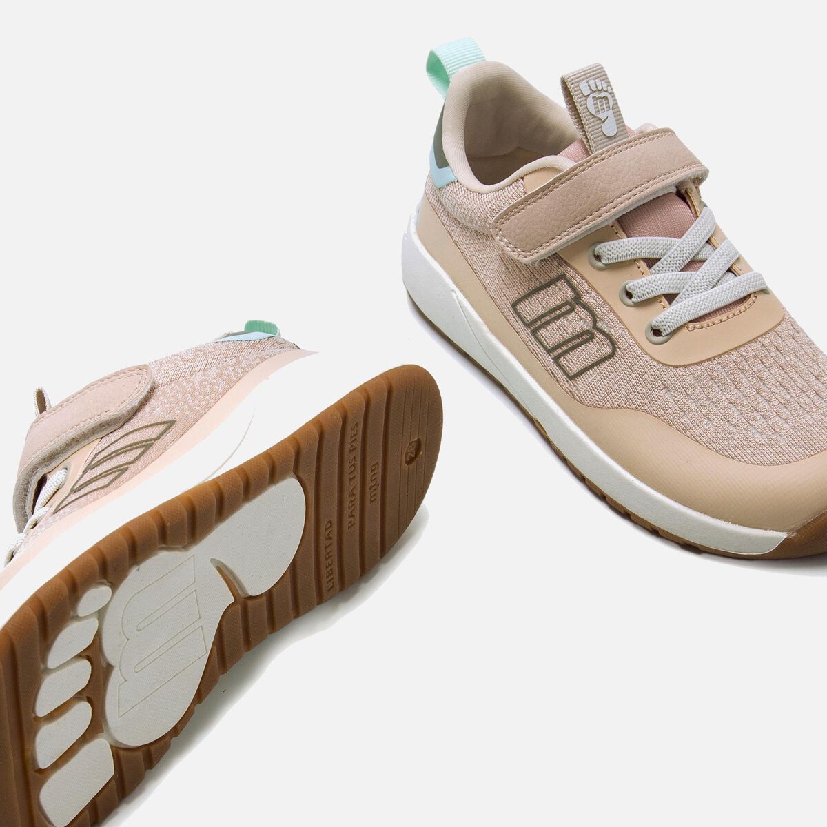 Sneakers de Rapariga modelo FREE de MTNG image number 3