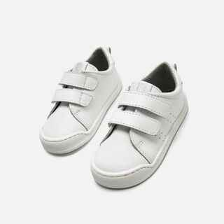 Zapatillas de Nino modelo FREE BABY de MTNG