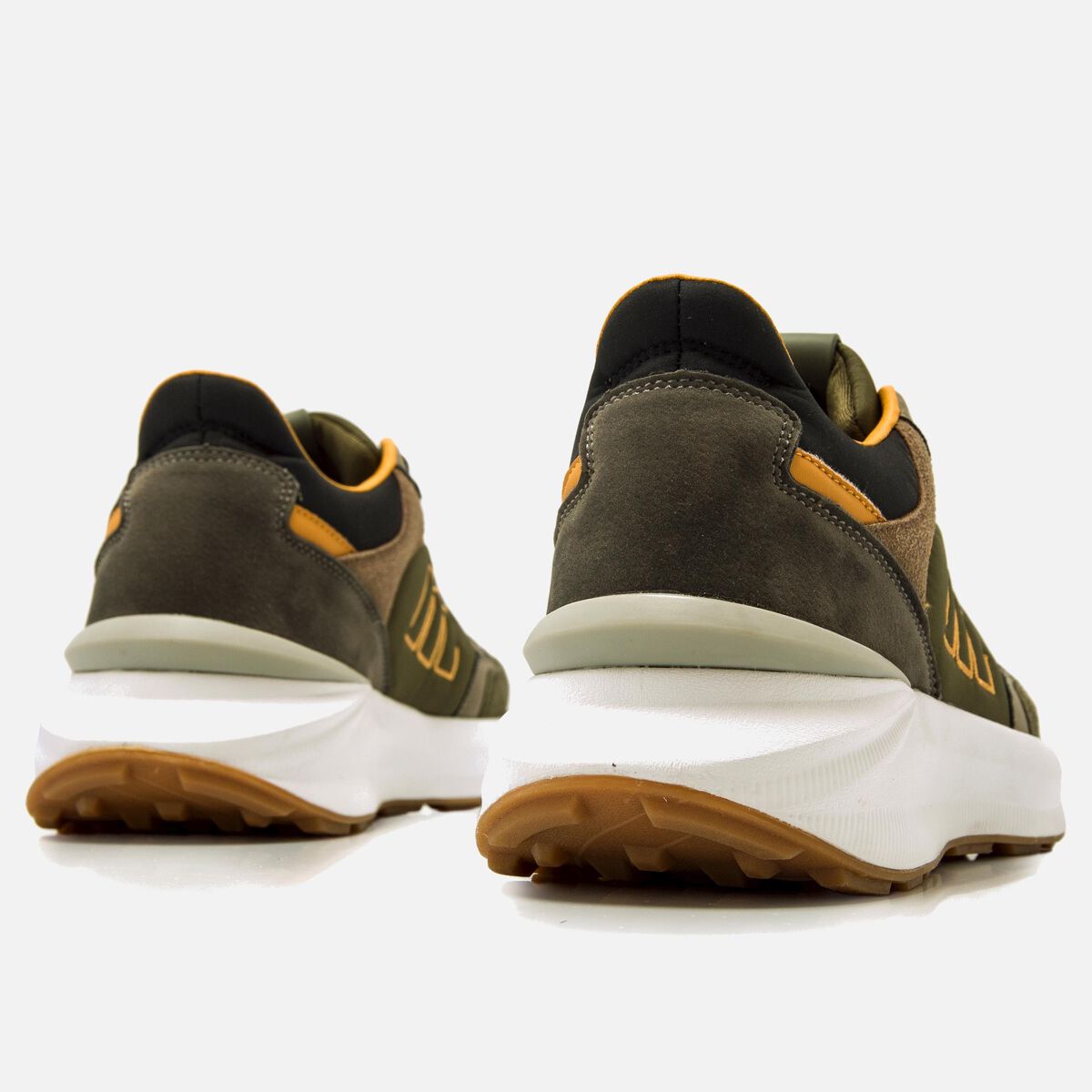 Zapatillas de Hombre modelo BORNEO de MTNG image number 2