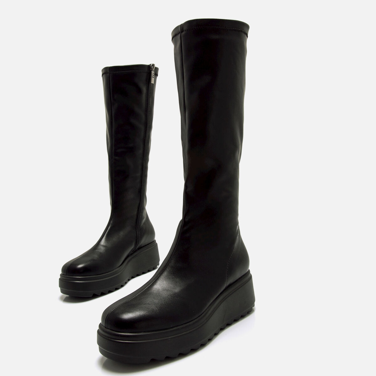 Botasplanas-Mujer-NOLIA-MTNG image number 1 Botas planas de Mujer modelo NOLIA de MTNG image number 1