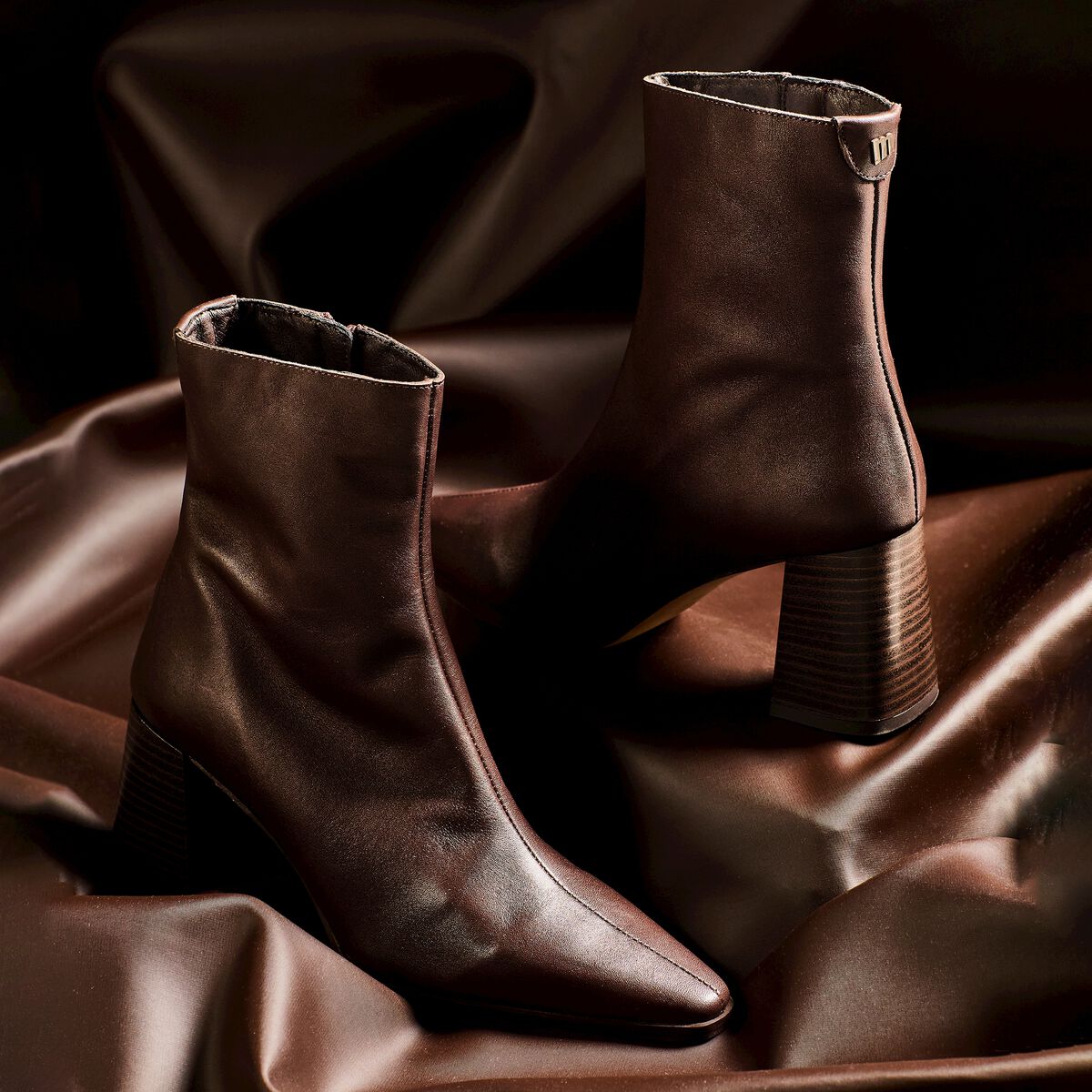 Botines de tacon de Mujer modelo MEGHAN de MTNG image number 1