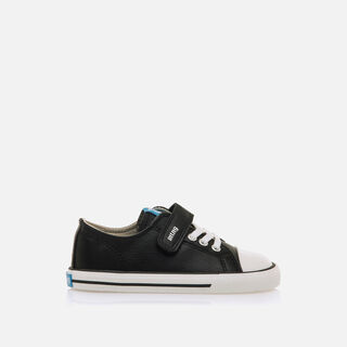 Zapatillas de Nino modelo FREE de MTNG