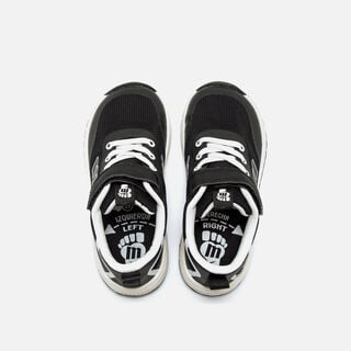 Zapatillas de Nino modelo FREE de MTNG