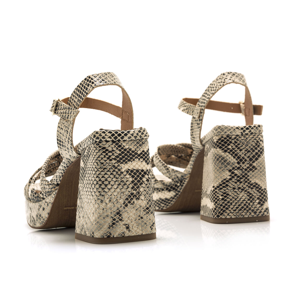 Sandalias de tacon de Mujer modelo SKYS de MTNG image number 3