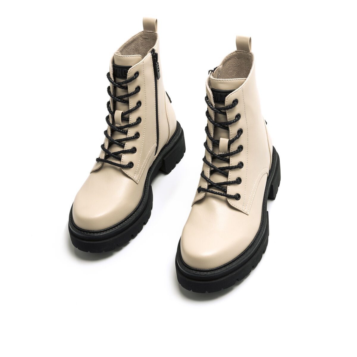 Botas de tornozelo planas de Mulher modelo MERC de MTNG image number 5