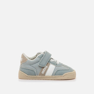 Sneakers pour Garcon mod&egrave;le FREE BABY de MTNG