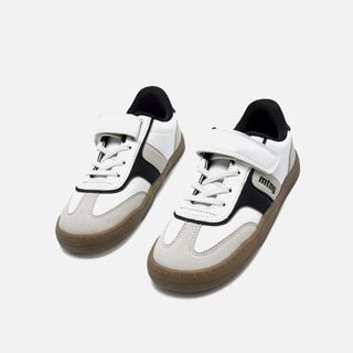 Zapatillas de Nino modelo FREE de MTNG