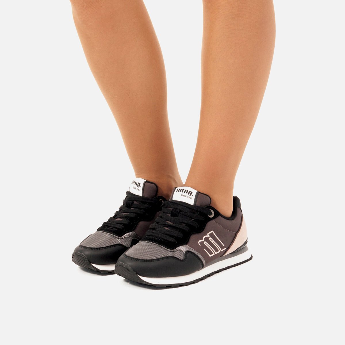 Sneakers de Mulher modelo JOGGO CLASSIC de MTNG image number 2