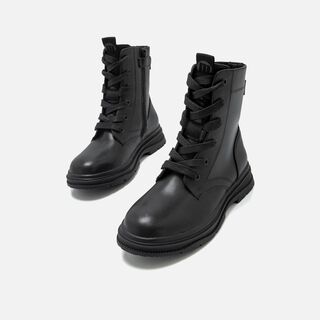 Botines de Nina modelo FUTURE de MTNG