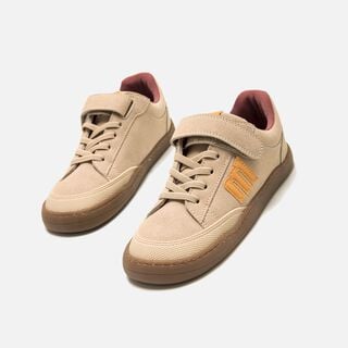 Zapatillas de Nino modelo FREE de MTNG