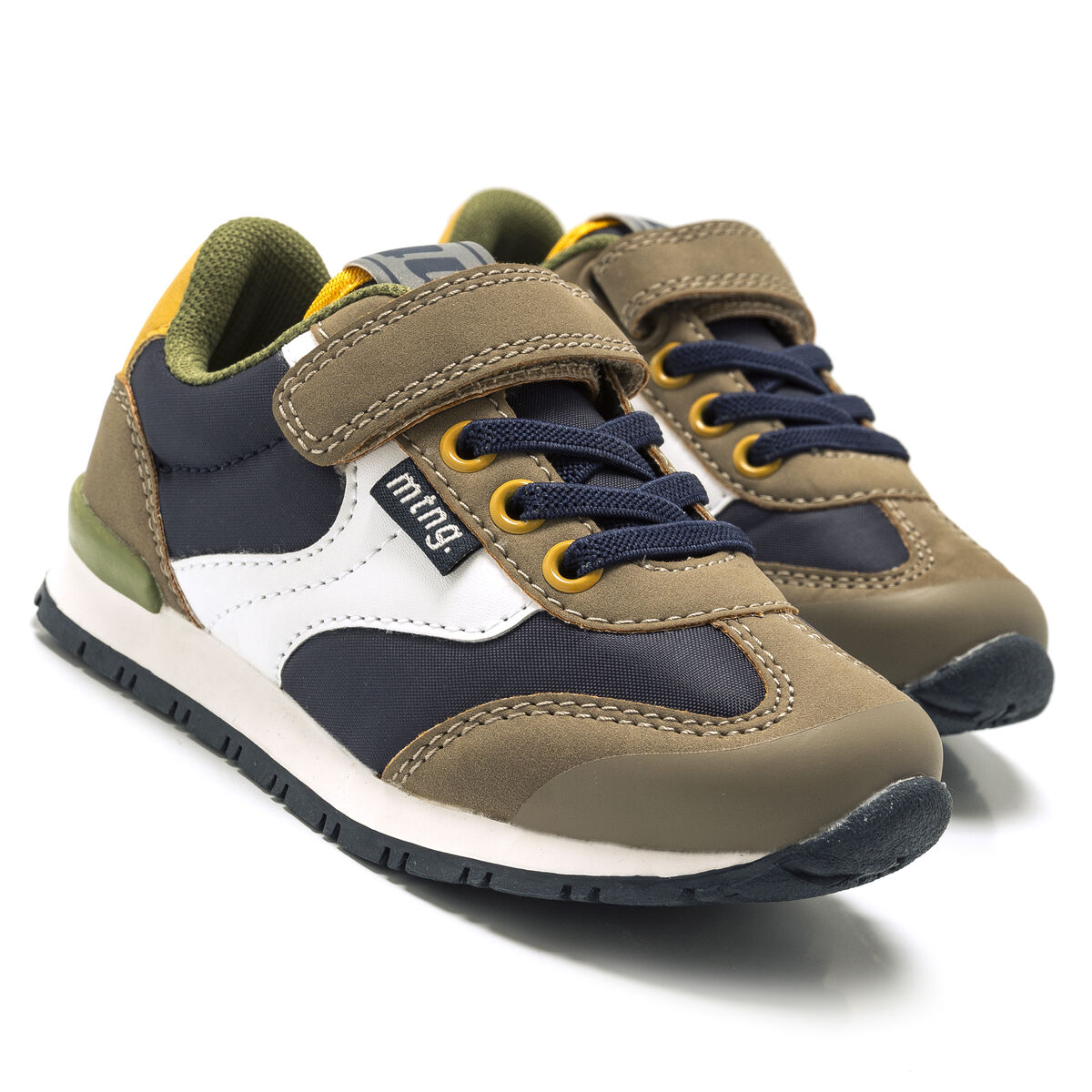 Zapatillas de Nino modelo JOGGO de MTNG image number 4