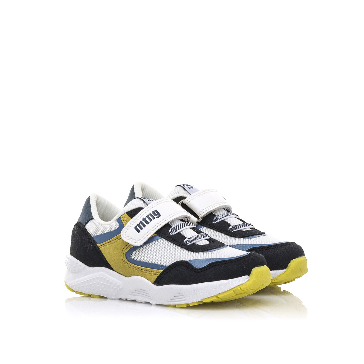 Zapatillas de Nina modelo YOUNG de MTNG image number 1