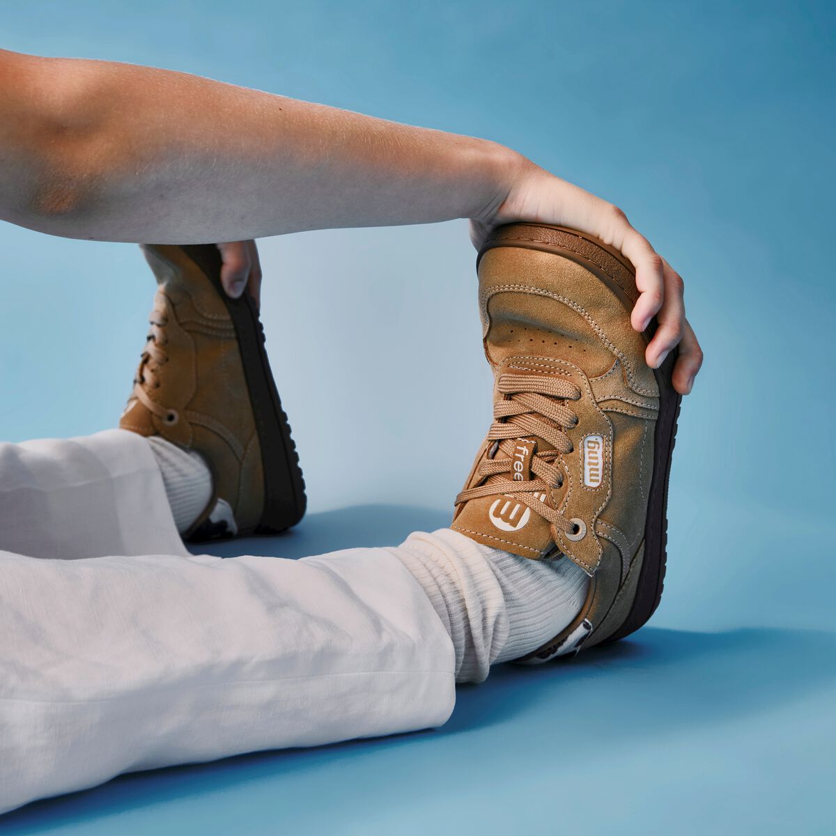 Sneakers-Femme-FREE-MTNG image number 3 Sneakers pour Femme modèle FREE de MTNG image number 3