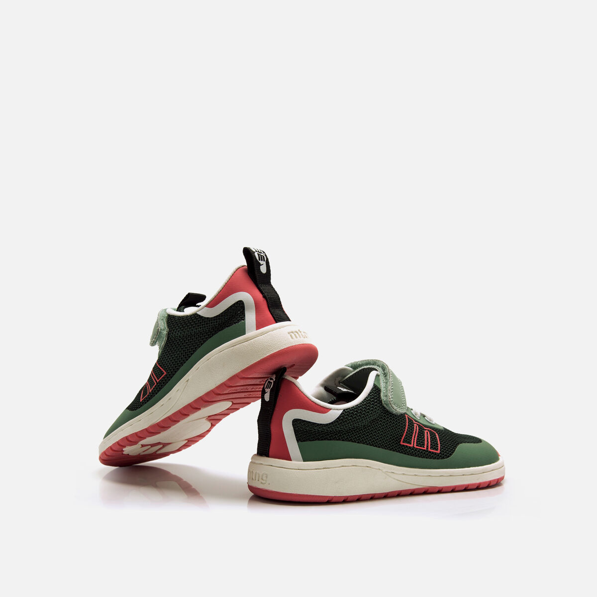 Zapatillas de Nina modelo FREE de MTNG image number 2