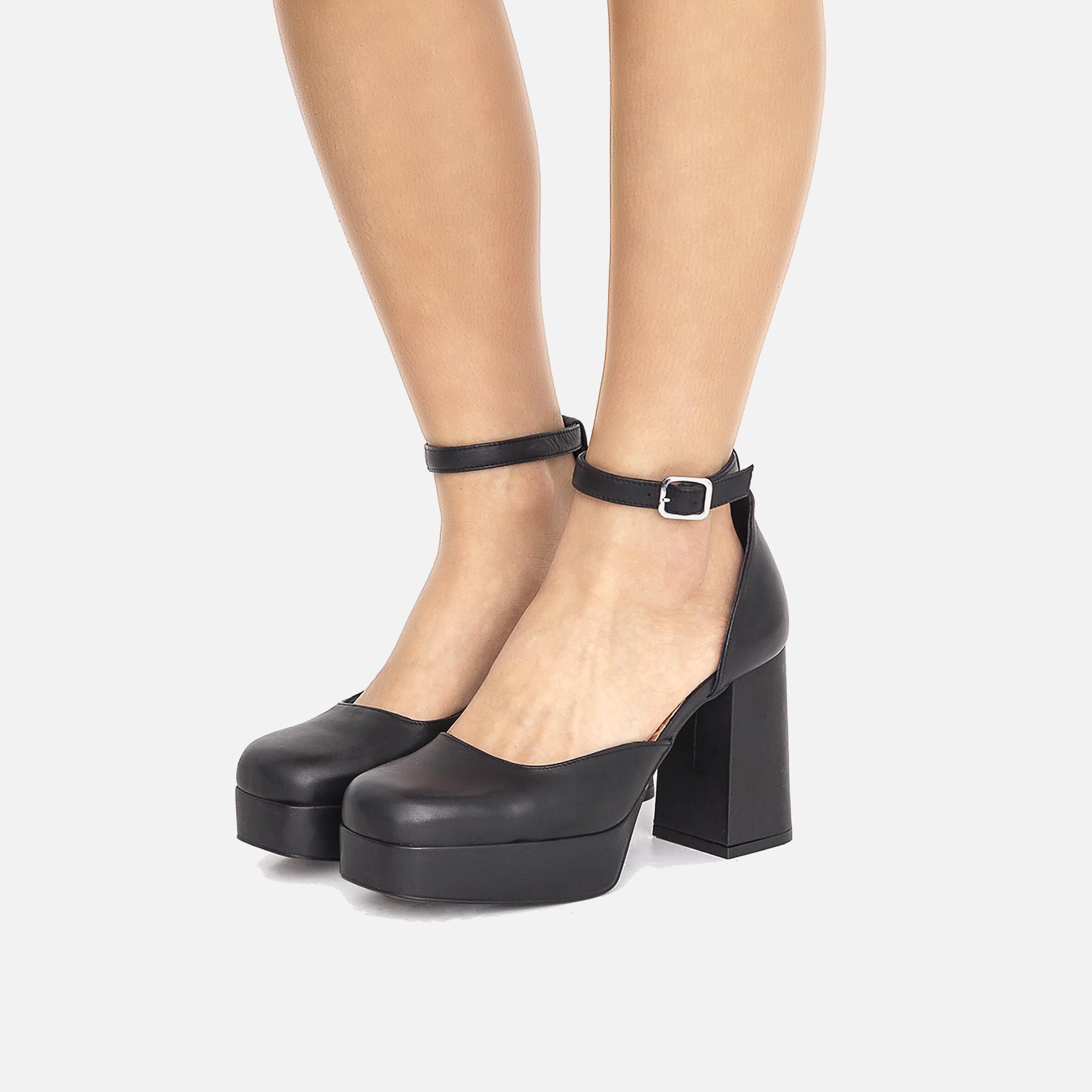 Zapatos Tacón Negros De Cordones Con Tacon De 8cm Mustang | Querol