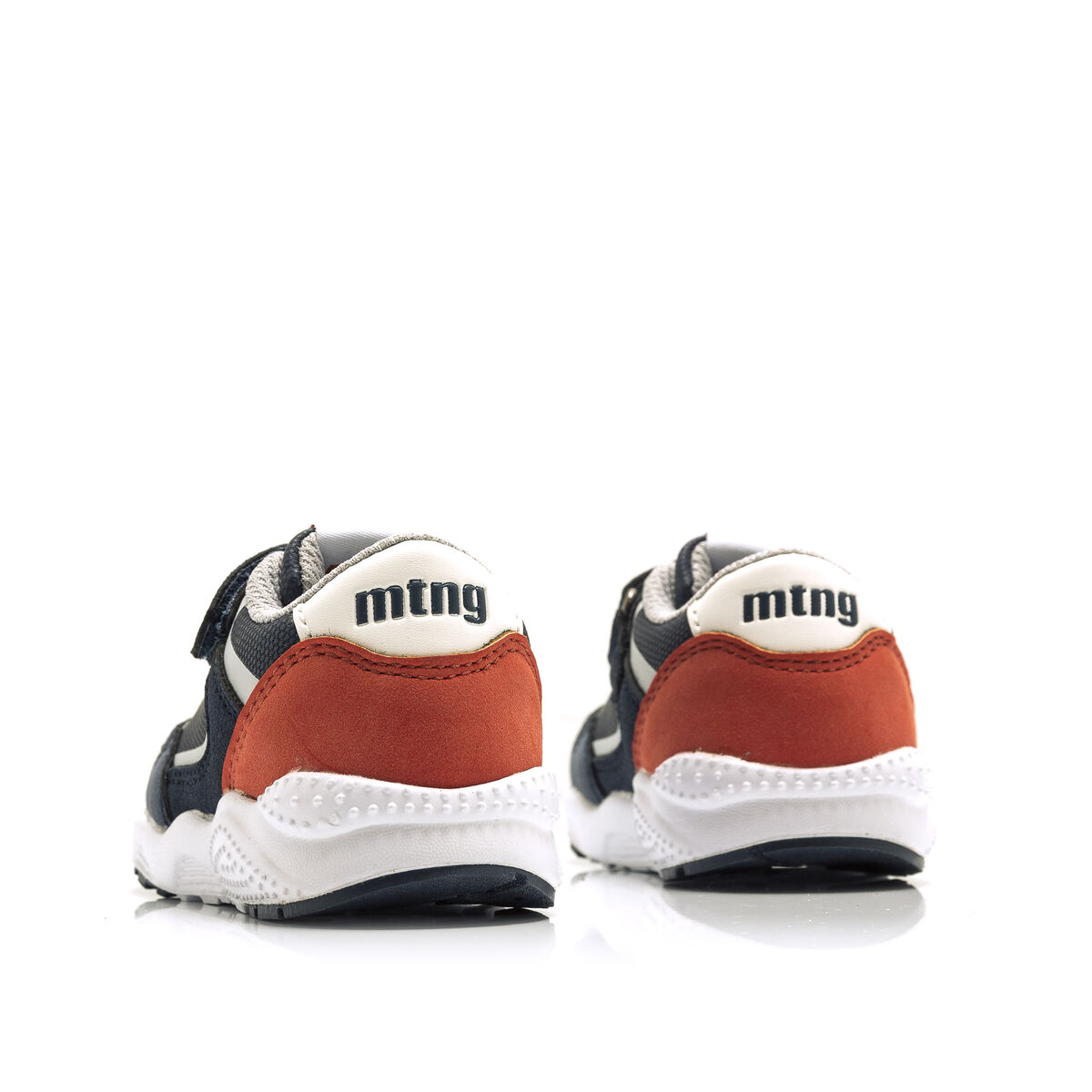 Zapatillas de Nina modelo YOUNG de MTNG image number 3