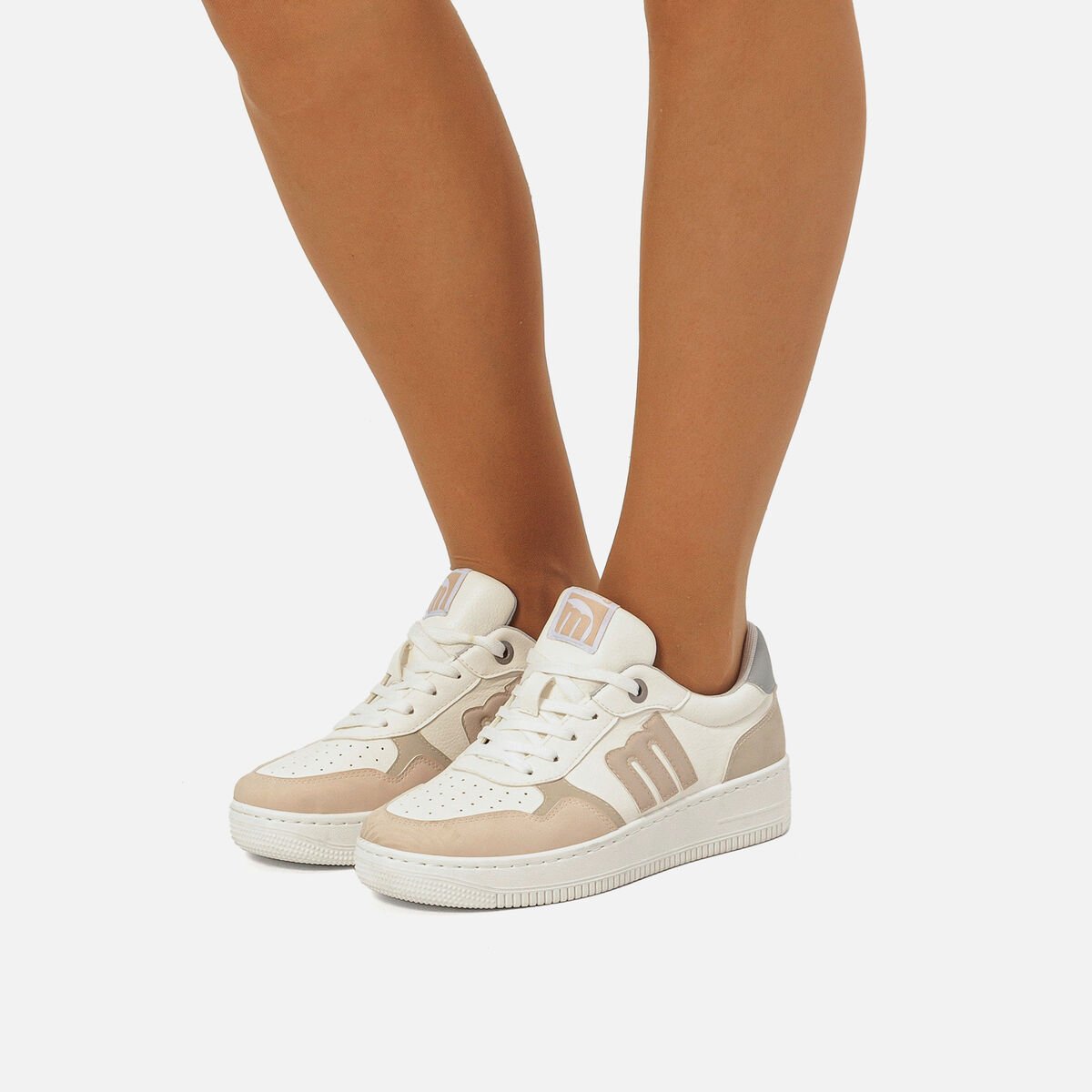 Zapatillas de Mujer modelo GRAVITY de MTNG image number 2