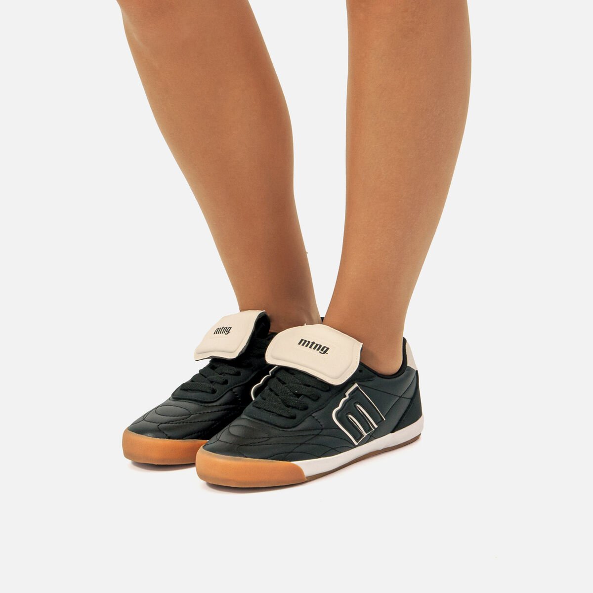 Zapatillas de Mujer modelo COURT de MTNG image number 2