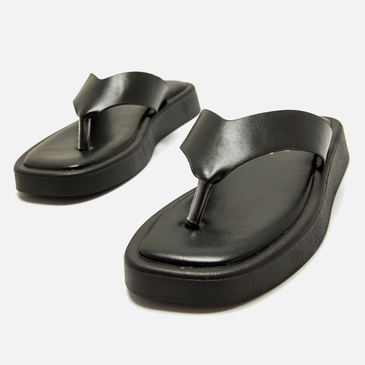 Sandalias planas de Mujer modelo MABY de MTNG image number 6