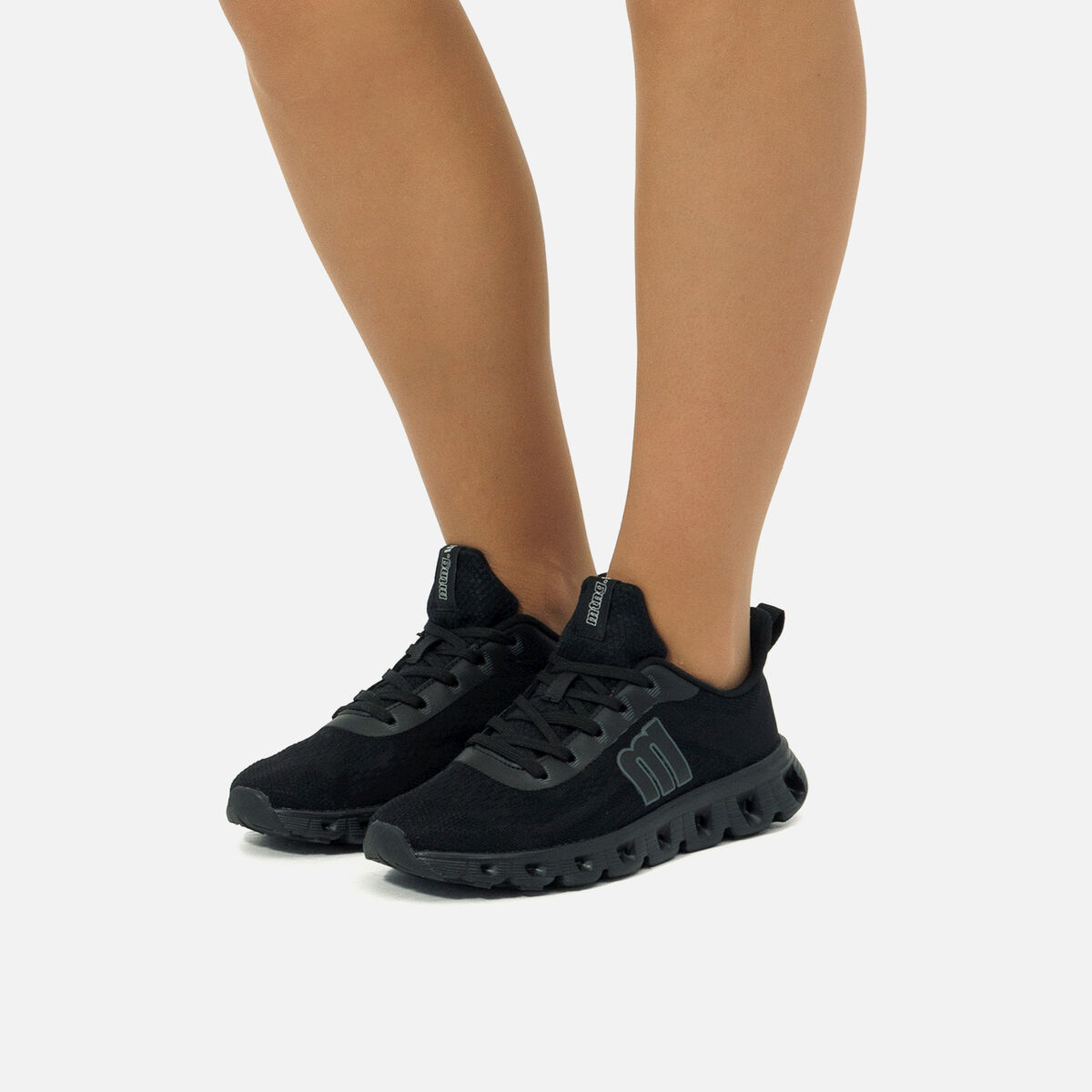 Sneakers-Femme-CUBE-MTNG image number 2 Sneakers pour Femme modèle CUBE de MTNG image number 2