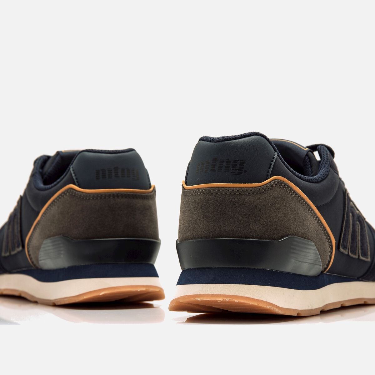 Zapatillas de Hombre modelo JOGGO CLASSIC de MTNG image number 2