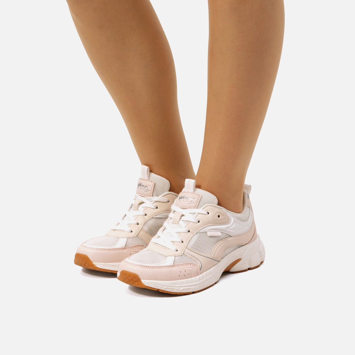 Zapatillas de Mujer modelo DADDY de MTNG image number 2
