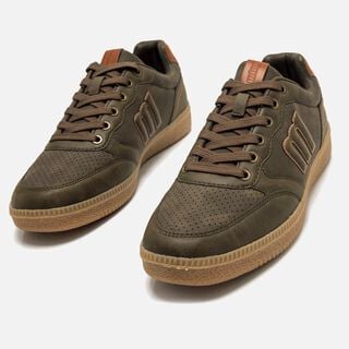 Sneakers de Homem modelo NOVA de MTNG