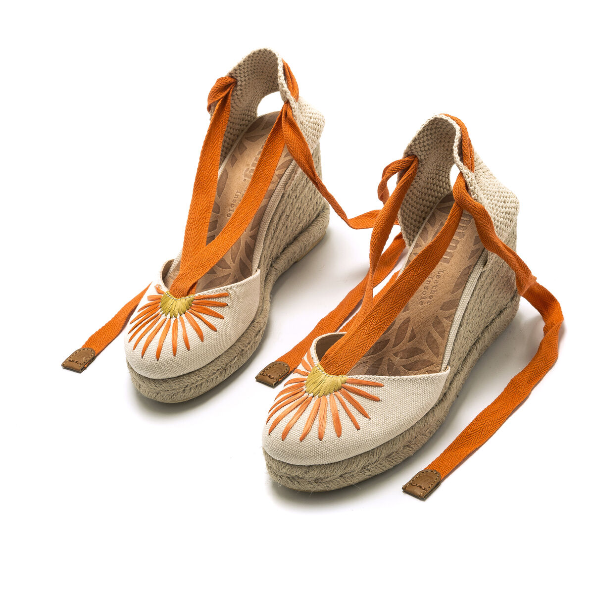Sandalias de cuna de Mujer modelo LOUISA de MTNG image number 2