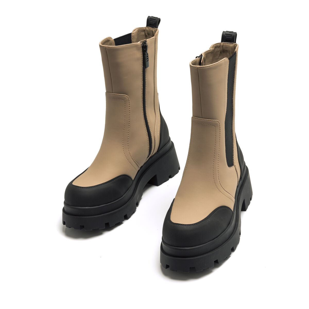 Botas de tornozelo planas de Mulher modelo MISSIONE de MTNG image number 2