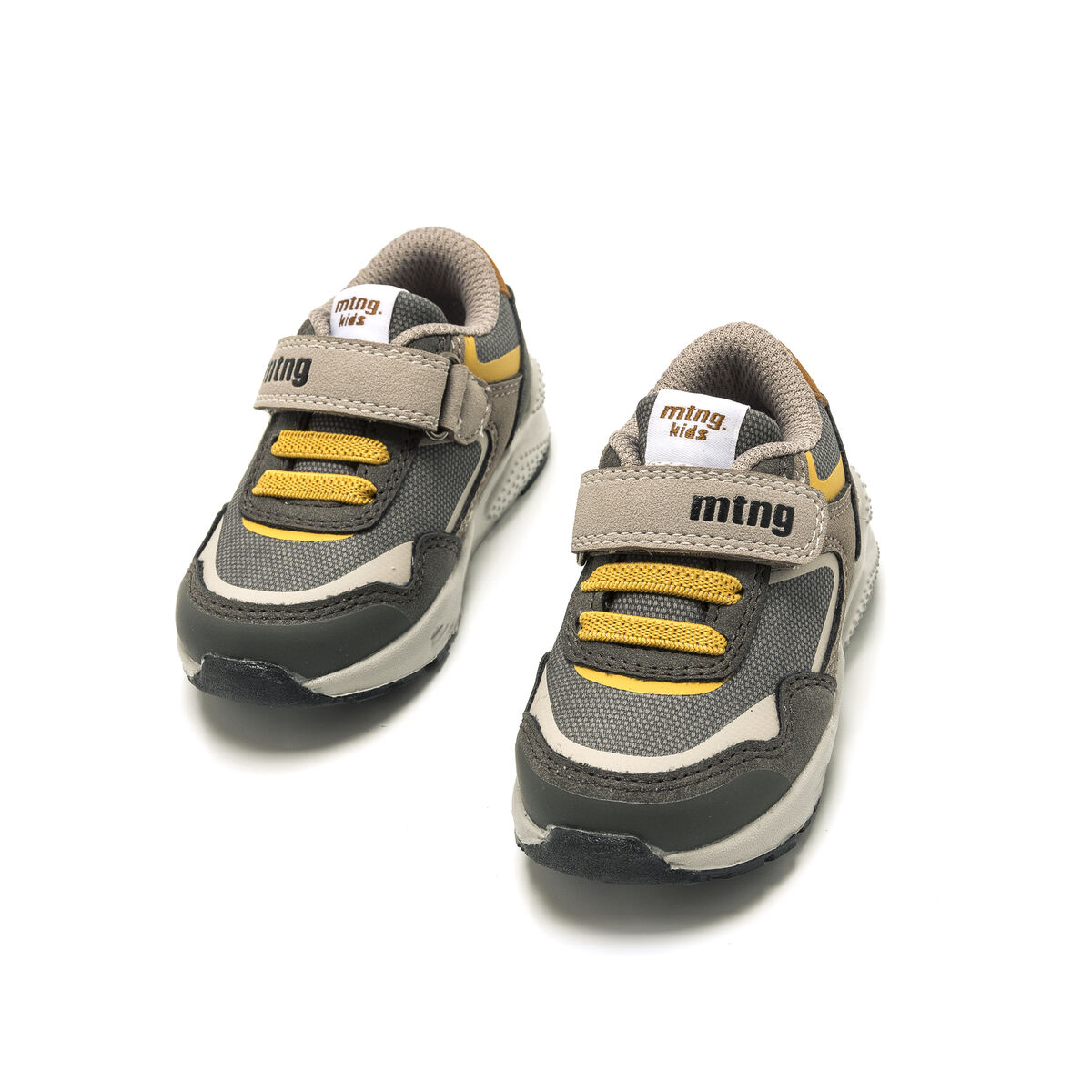 Sneakers de Rapariga modelo YOUNG de MTNG image number 2
